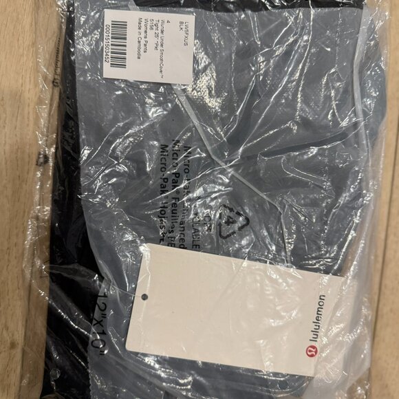 lululemon Wunder Under SmoothCover Tight 25" *Pkt - Picture 4 of 4